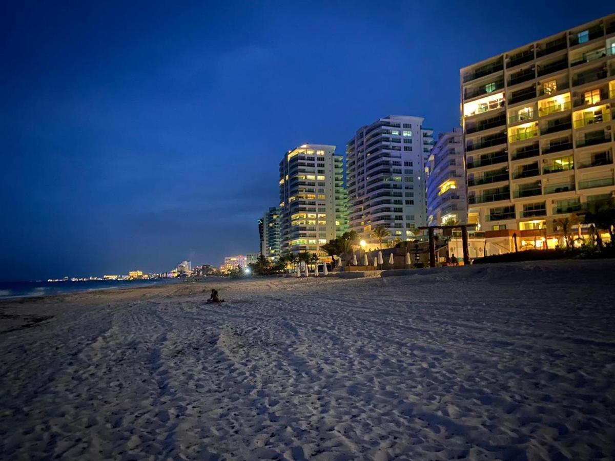 Studio Oceanfront Prime Location Cancun Ngoại thất bức ảnh